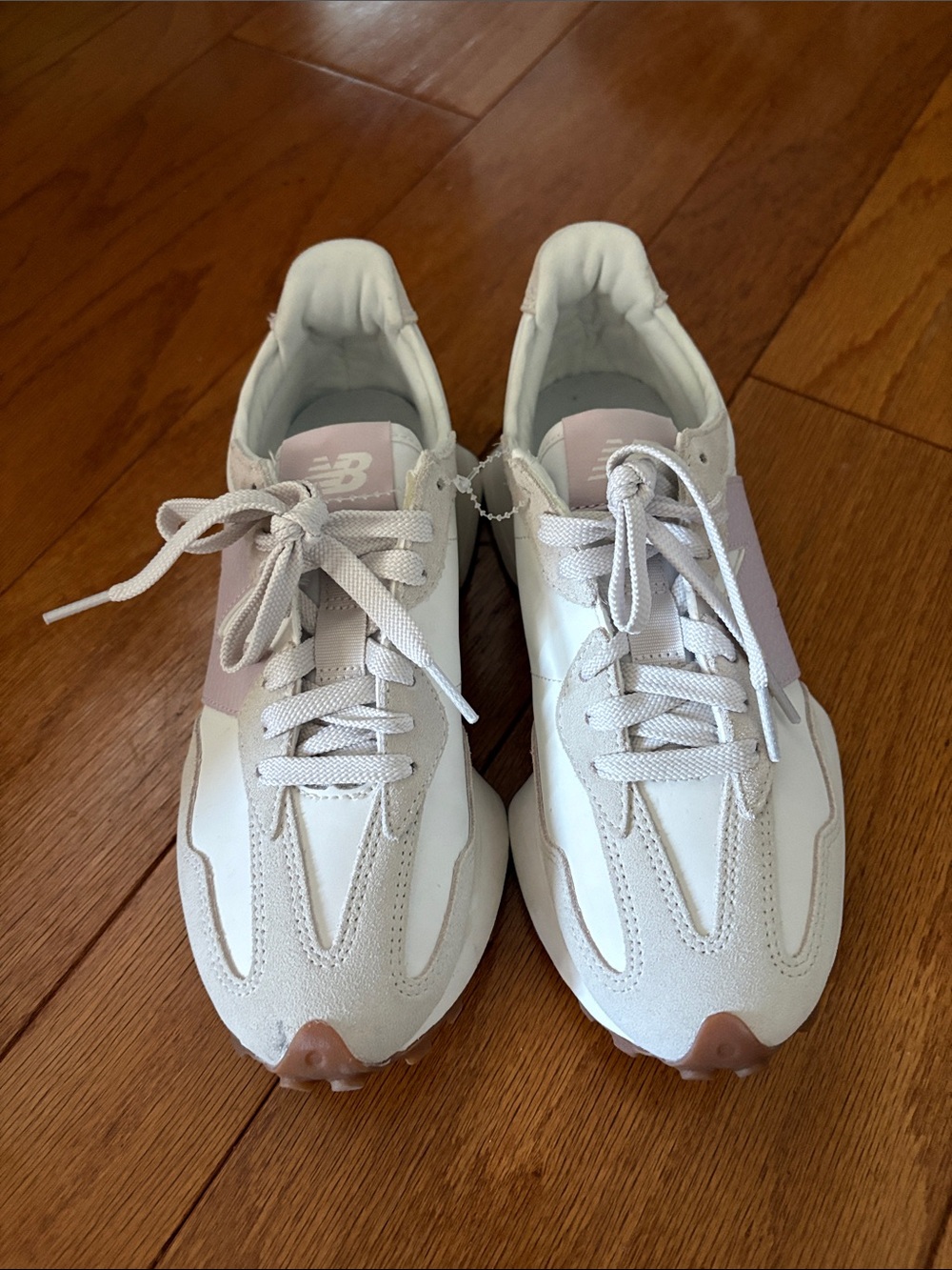 New Balance 327 - Picture 2 of 7